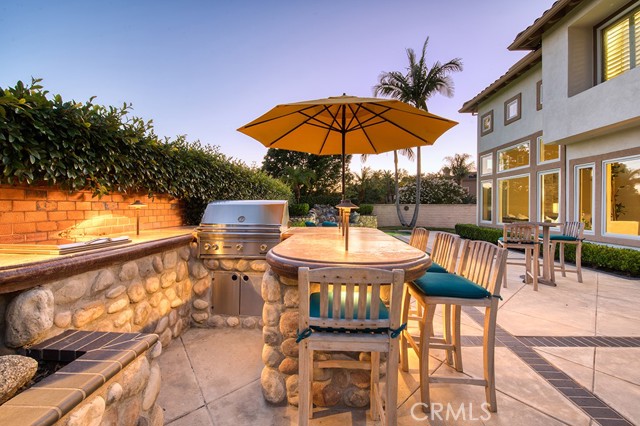 12 Eisenhower Lane, Coto de Caza CA: https://media.crmls.org/medias/1e7632bb-1556-4034-8ef5-e2ef90bc66fb.jpg