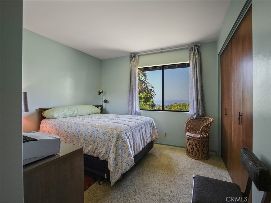 37. 2605 Via Olivera Palos Verdes Estates, CA 90274