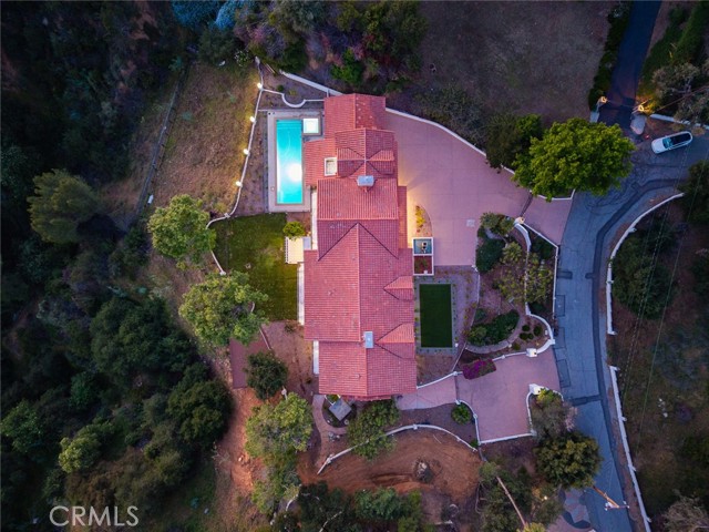 255 El Cielo Lane, Bradbury CA: https://media.crmls.org/medias/1e76bef5-ed7d-4b01-87d5-d8cabf87a3cb.jpg