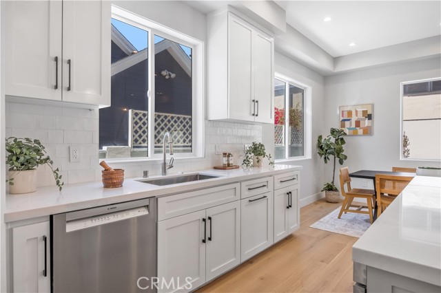 Detail Gallery Image 13 of 52 For 2619 Huntington Ln a,  Redondo Beach,  CA 90278 - 4 Beds | 3/1 Baths