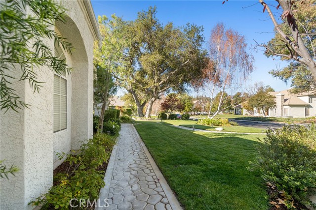 Detail Gallery Image 14 of 57 For 15562 Bronco, Canyon Country,  CA 91387 - 4 Beds | 4 Baths