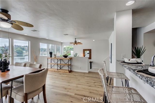 42768 Santa Suzanne Place, Temecula CA: https://media.crmls.org/medias/1e78c39d-33a0-4f86-999b-6c968345f809.jpg