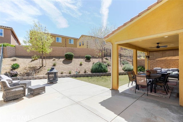 Detail Gallery Image 32 of 43 For 37436 Umbrella, Palmdale,  CA 93551 - 4 Beds | 3 Baths