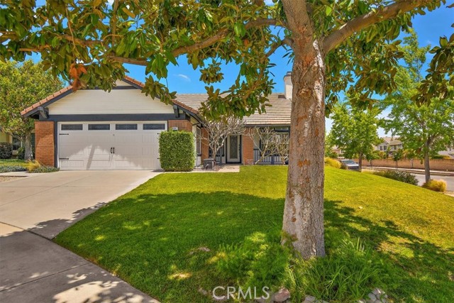 Detail Gallery Image 1 of 28 For 6847 Chaucer Ct, Rancho Cucamonga,  CA 91701 - 3 Beds | 2 Baths