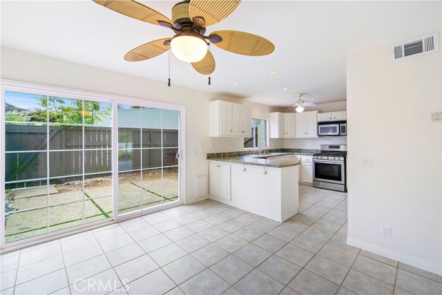 6216 Tapia Drive, Malibu CA: https://media.crmls.org/medias/1e7a05ce-d6a0-41ba-8df2-344cd44de925.jpg