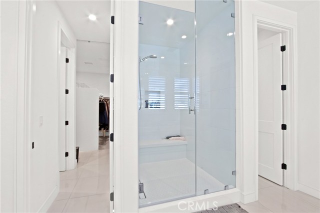 Image 45 of 74 For 208 Ocean Place