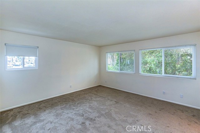 Image 33 of 62 For 15015 Tacuba Drive