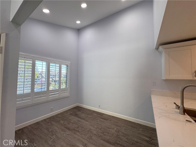 Detail Gallery Image 5 of 25 For 22230 S Vermont Ave #203,  Torrance,  CA 90502 - 2 Beds | 2 Baths