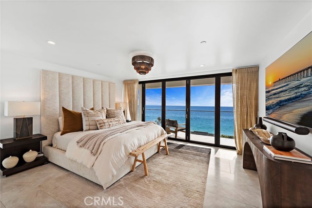 Detail Gallery Image 15 of 28 For 2545 Juanita Way, Laguna Beach,  CA 92651 - 4 Beds | 4 Baths