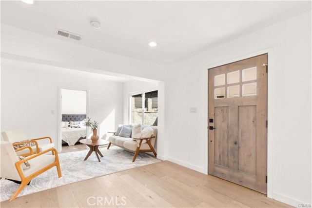 Detail Gallery Image 11 of 15 For 503 Oleander, Los Angeles,  CA 90042 - 4 Beds | 2 Baths