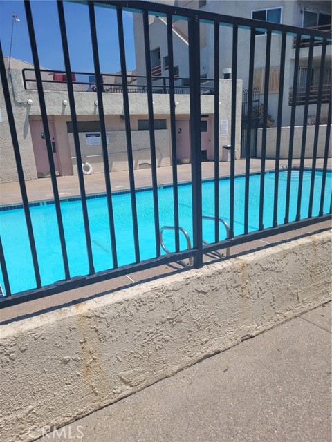 1118 Valencia Street, Los Angeles CA: https://media.crmls.org/medias/1e7f551f-01f9-4f27-8f3d-4826a53c6a85.jpg