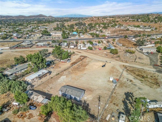 Detail Gallery Image 2 of 24 For 23449 Stafford St, Perris,  CA 92570 - 3 Beds | 2 Baths