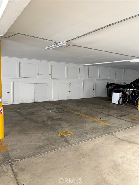 737 Avocado Avenue, Corona del Mar CA: https://media.crmls.org/medias/1e7fa464-53ae-4e40-9c59-9c4774007505.jpg