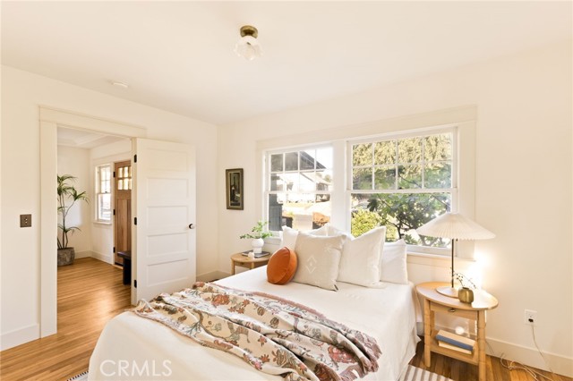 215 Branch Street, Los Angeles CA: https://media.crmls.org/medias/1e816356-1e7d-4675-bb59-95d9ab84fa55.jpg