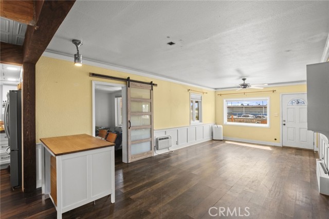 120 E 27th Street, National City CA: https://media.crmls.org/medias/1e82207d-dbf2-4c45-a1a5-b286e2369a7c.jpg