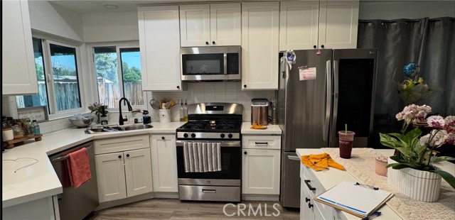 Detail Gallery Image 7 of 8 For 23919 Mark Twain, Moreno Valley,  CA 92557 - 2 Beds | 1 Baths