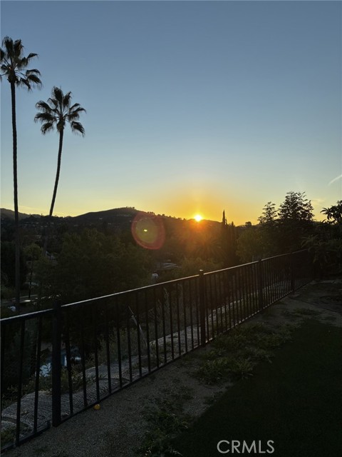 4627 Willens, Woodland Hills CA: https://media.crmls.org/medias/1e837edc-2087-4915-b460-375a29f3490e.jpg