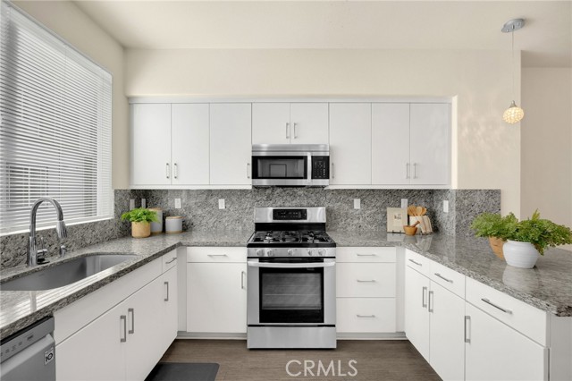 Detail Gallery Image 11 of 42 For 9040 Garvey, Rosemead,  CA 91770 - 3 Beds | 4 Baths