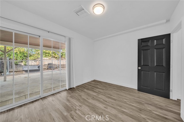 Detail Gallery Image 25 of 47 For 7044 Nestle Ave, Reseda,  CA 91335 - 4 Beds | 3 Baths