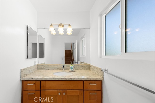 326 E Hellman Avenue, Monterey Park CA: https://media.crmls.org/medias/1e854246-c5df-4ba4-8804-e04c810995bc.jpg