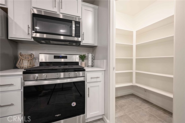 Detail Gallery Image 5 of 18 For 4723 Jema Way #8 B1,  Merced,  CA 95348 - 4 Beds | 3 Baths