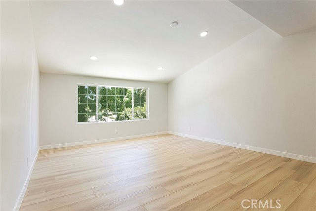 Detail Gallery Image 27 of 53 For 13119 Constable Ave, Granada Hills,  CA 91344 - 5 Beds | 3 Baths