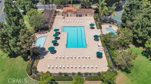 2346 Tryall, Tustin CA: https://media.crmls.org/medias/1e86ed5e-cd23-4dd2-a146-ff89d18f5423.jpg