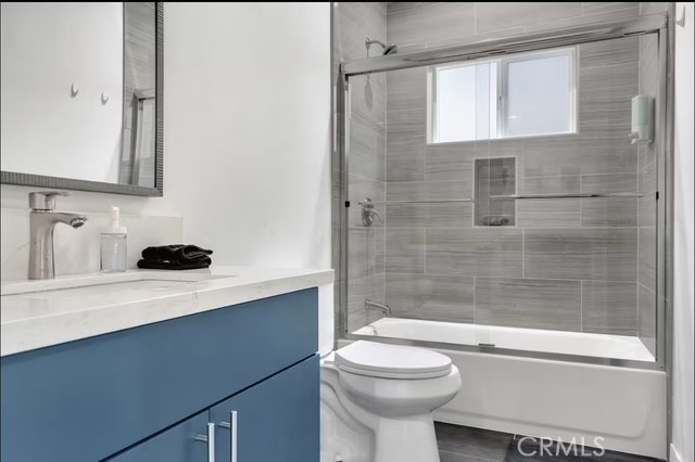 Detail Gallery Image 5 of 20 For 219 S Greenwood, Montebello,  CA 90640 - 2 Beds | 1/1 Baths