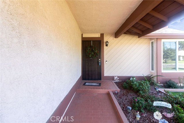 Detail Gallery Image 4 of 25 For 2074 Valleywood St, Colton,  CA 92324 - 3 Beds | 2 Baths