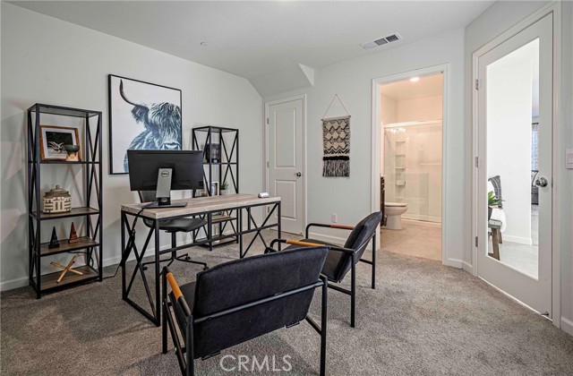 Detail Gallery Image 10 of 28 For 4649 Jema Way #3 B1,  Merced,  CA 95348 - 5 Beds | 3/1 Baths