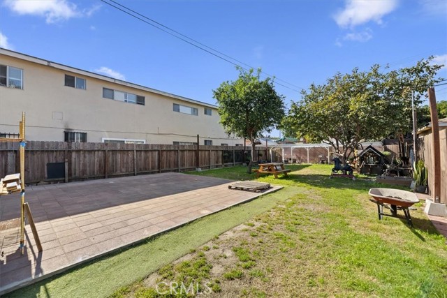 Detail Gallery Image 36 of 37 For 10779 Barlow, Lynwood,  CA 90262 - 2 Beds | 1 Baths