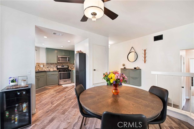 3168 Darby Street, Simi Valley CA: https://media.crmls.org/medias/1e8816e2-9229-4528-81cf-c8fdad417b3d.jpg