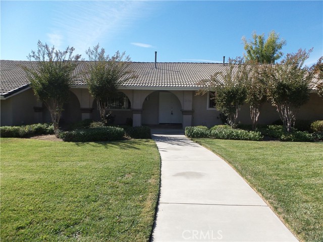 Detail Gallery Image 1 of 22 For 2135 N 1st Ave, Upland,  CA 91784 - 4 Beds | 3/1 Baths