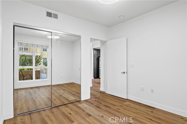 Detail Gallery Image 13 of 34 For 21301 Erwin #206,  Woodland Hills,  CA 91367 - 2 Beds | 2 Baths