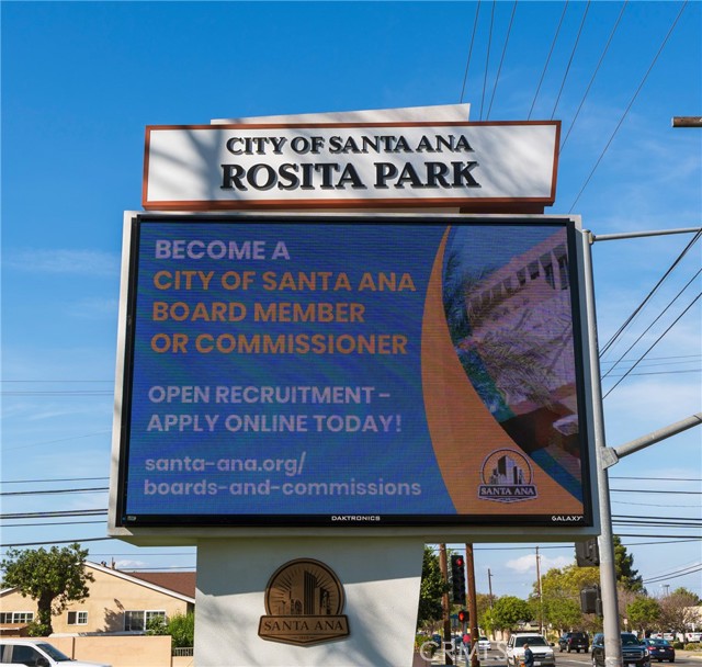 Detail Gallery Image 12 of 22 For 4202 West Fay Cir, Santa Ana,  CA 92703 - 4 Beds | 2 Baths