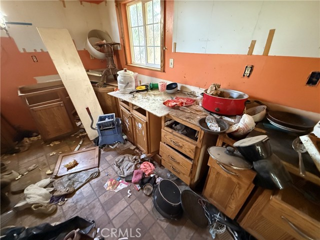 Detail Gallery Image 8 of 9 For 18296 Claymine, Edwards,  CA 93523 - 1 Beds | 1 Baths