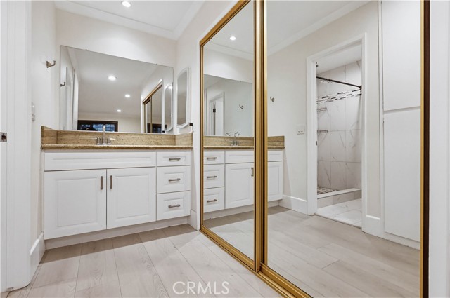 Image 39 of 50 For 5556 Temple City