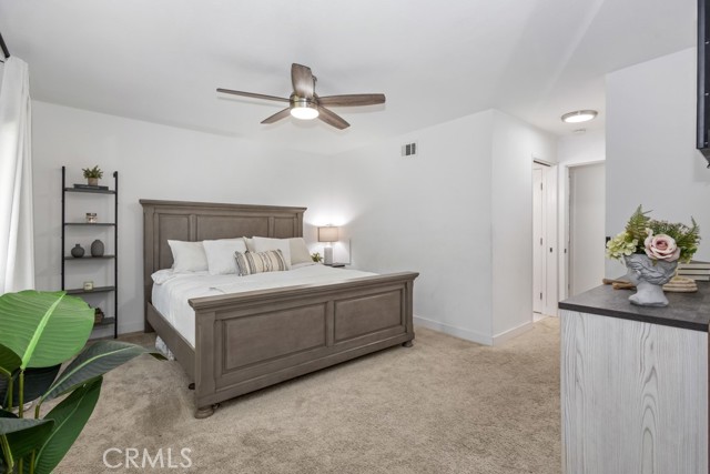 Detail Gallery Image 19 of 38 For 5463 E Candlewood Cir #D,  Anaheim,  CA 92807 - 3 Beds | 1/1 Baths