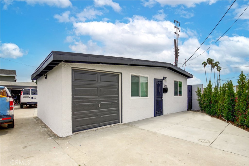 11248 Woodruff Avenue