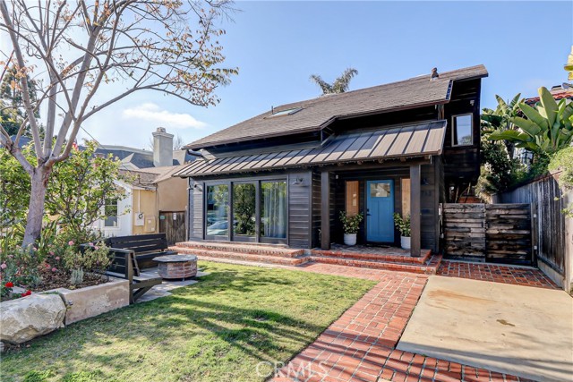 713 29th Street, Manhattan Beach, California 90266, 4 Bedrooms Bedrooms, ,2 BathroomsBathrooms,Residential,Sold,29th,SB24096062