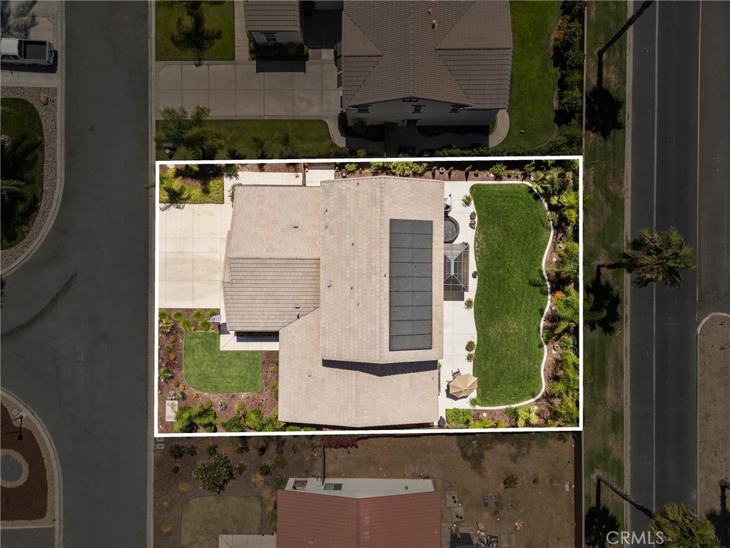 https://media.crmls.org/medias/1e8bf39b-1466-47f4-bbe3-18a32c1e03d4.jpg?preset=X-Large