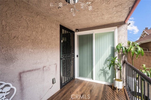 Detail Gallery Image 9 of 42 For 427 Thompson Ave #2,  Glendale,  CA 91201 - 3 Beds | 3 Baths