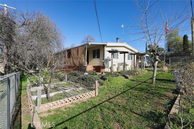 Detail Gallery Image 18 of 43 For 3980 Oak, Clearlake,  CA 95422 - 3 Beds | 2 Baths