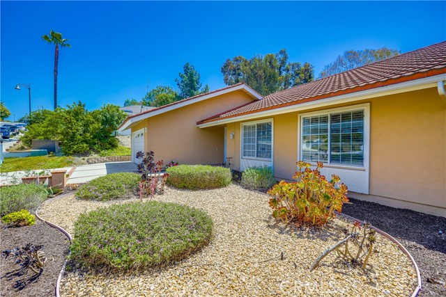 Image 4 of 58 For 24482 Chrisanta Drive
