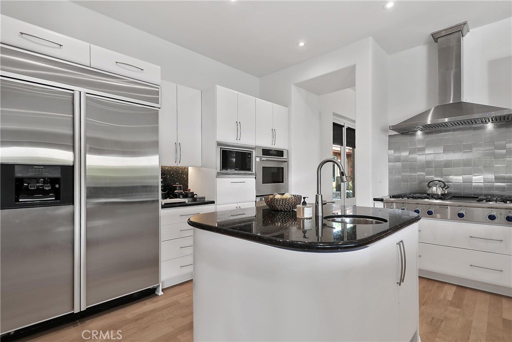 MLS #SR25258092 image #8