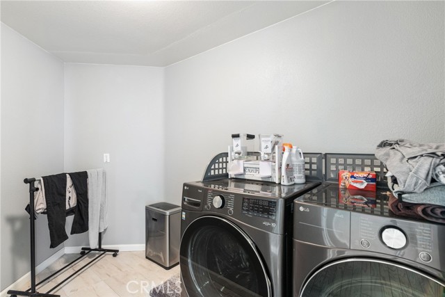 Detail Gallery Image 17 of 37 For 35594 Porcelain Ct, Winchester,  CA 92596 - 4 Beds | 3 Baths