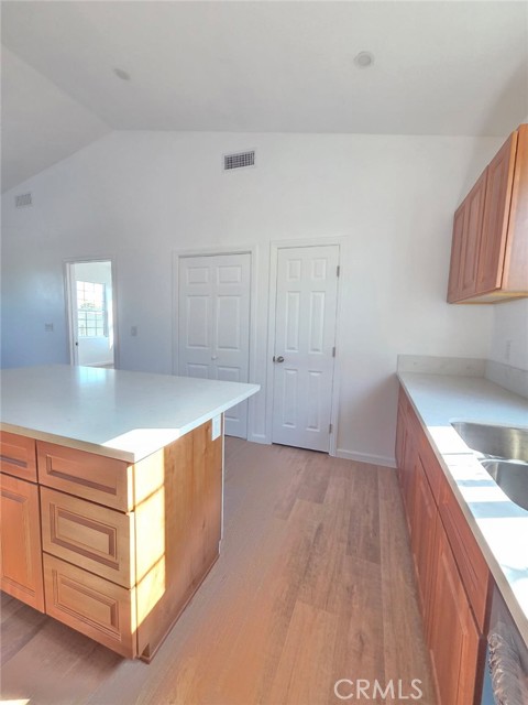 8431 Fontana St, Downey CA: https://media.crmls.org/medias/1e8fcb8b-7418-4a1d-9ac2-11f492037b79.jpg