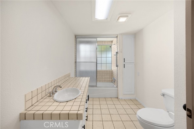 1333 N Council Avenue, Ontario CA: https://media.crmls.org/medias/1e9008a1-ca83-4431-9a96-fa73792cd0d3.jpg