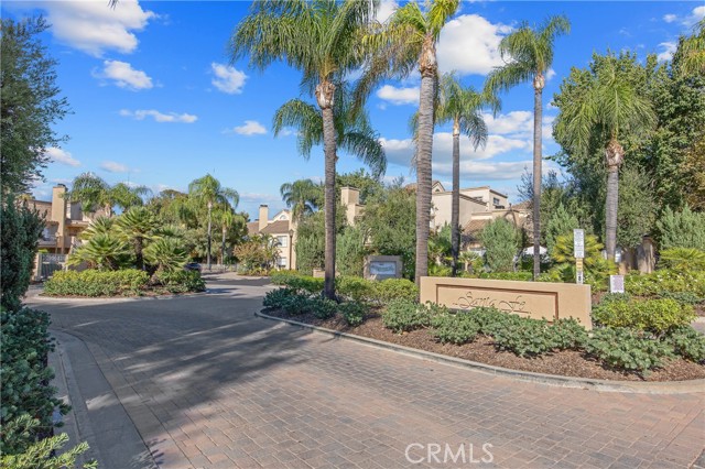 Detail Gallery Image 30 of 35 For 23933 Del Monte Dr #19,  Valencia,  CA 91355 - 2 Beds | 2 Baths