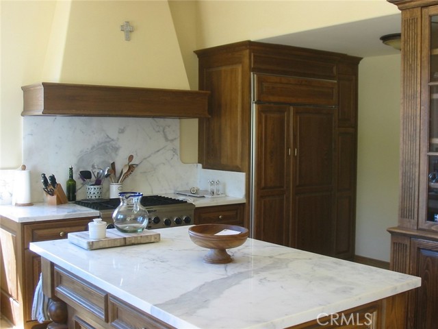 Detail Gallery Image 4 of 31 For 20540 Kyle Ct, Murrieta,  CA 92562 - 3 Beds | 2/1 Baths